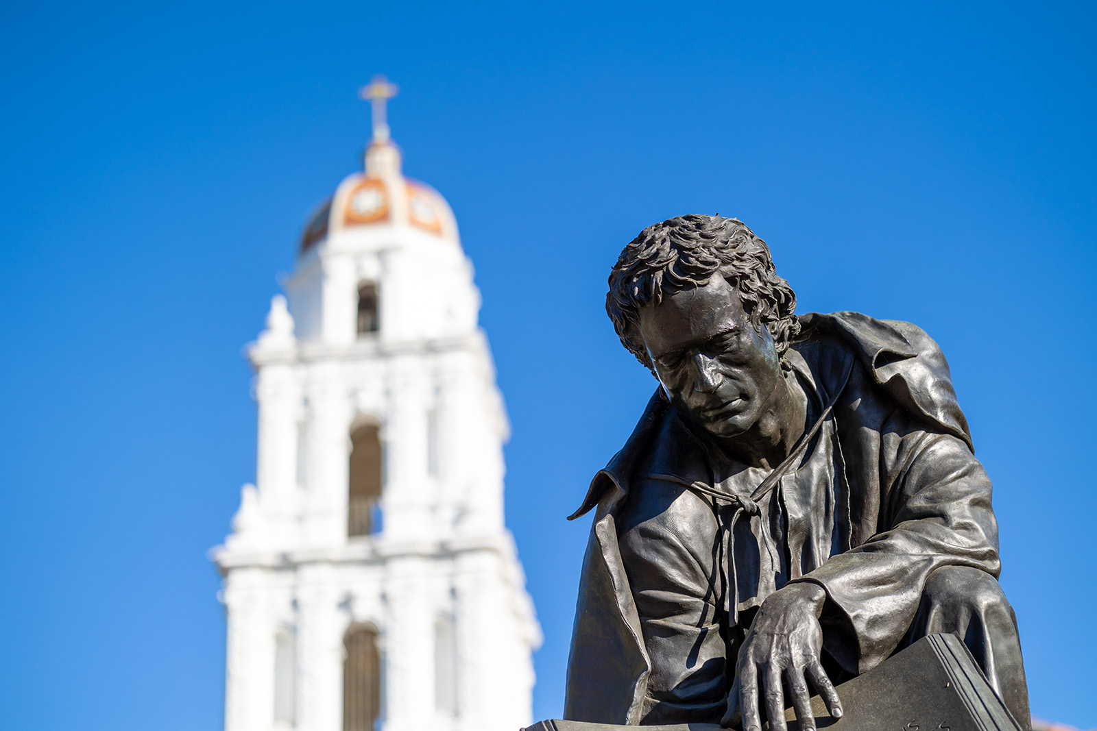 De La Salle statue