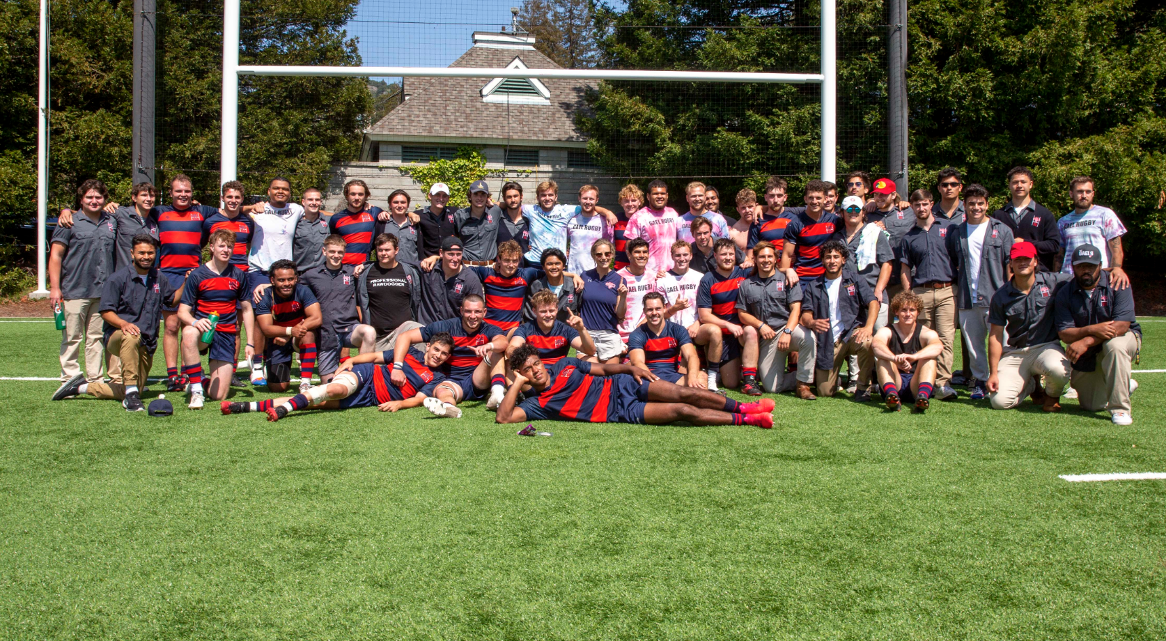 Men's Rugby team Photo after defeating cal