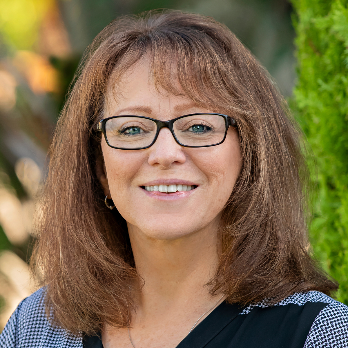 Headshot photo of Saint Mary's faculty Barbara McGraw