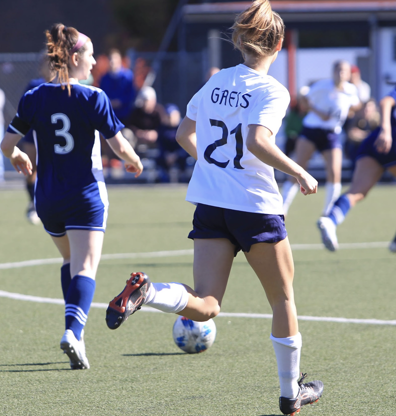 Women's club soccer