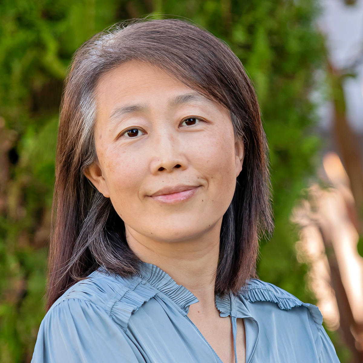 Headshot photo of Saint Mary's faculty Yuan Li