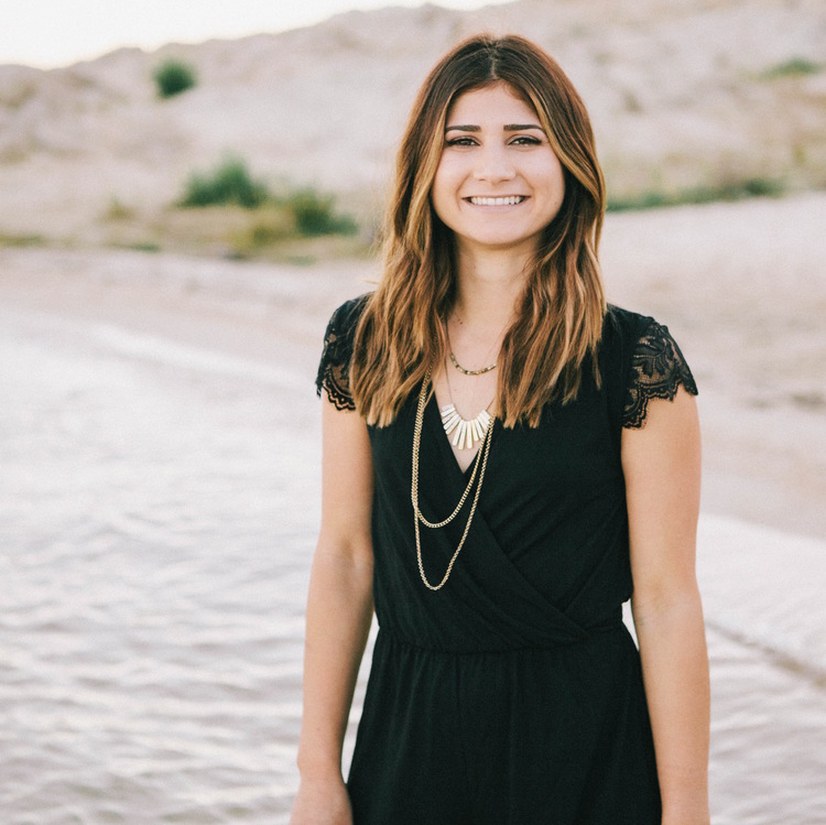 Natalie De La Torre ‘15