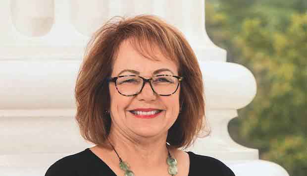 Maria Elena Durazo in front of pillar