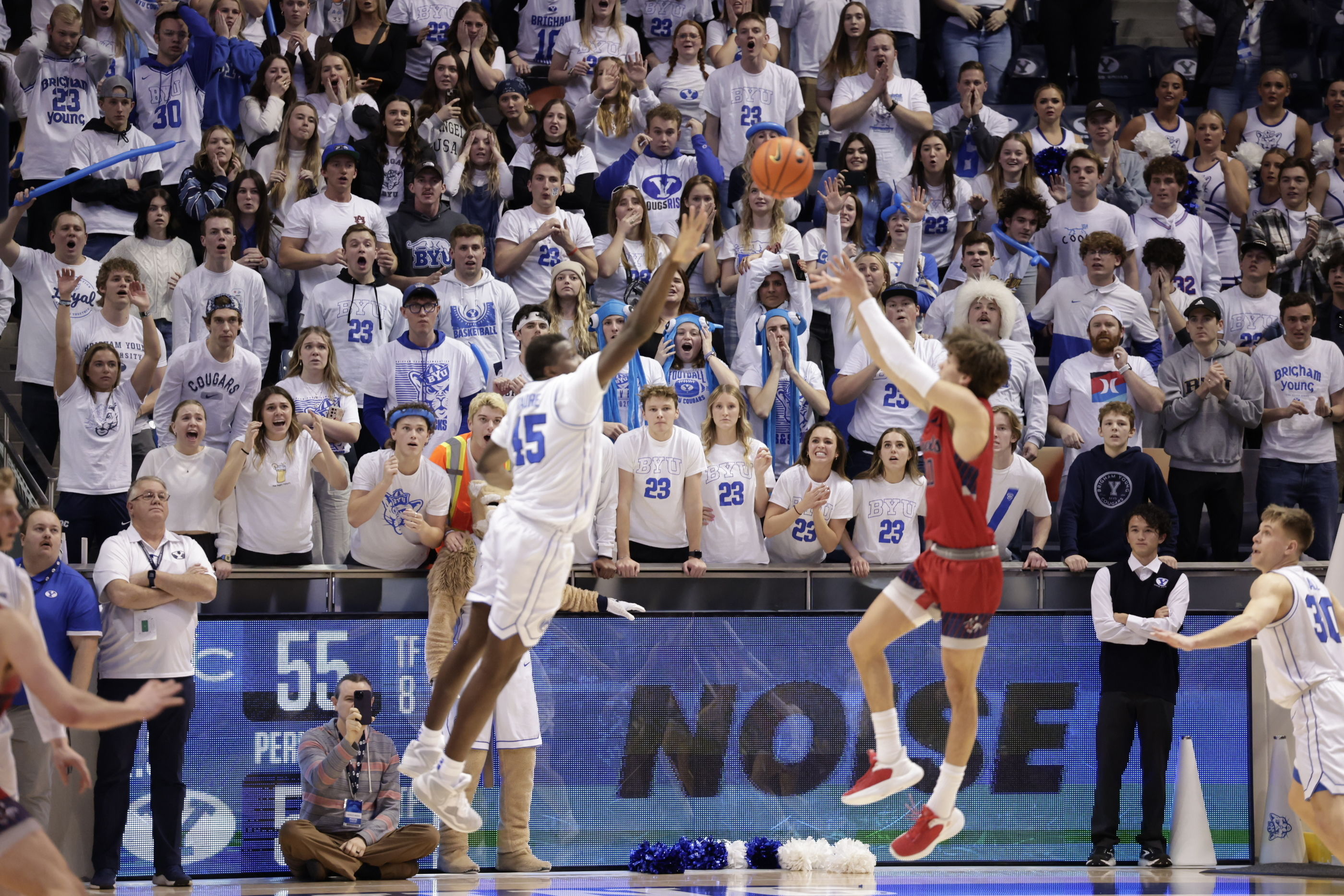 Aidan Mahaney's game-winning shot with 0.3 seconds left helped SMC beat BYU 57-56 in Provo, Utah