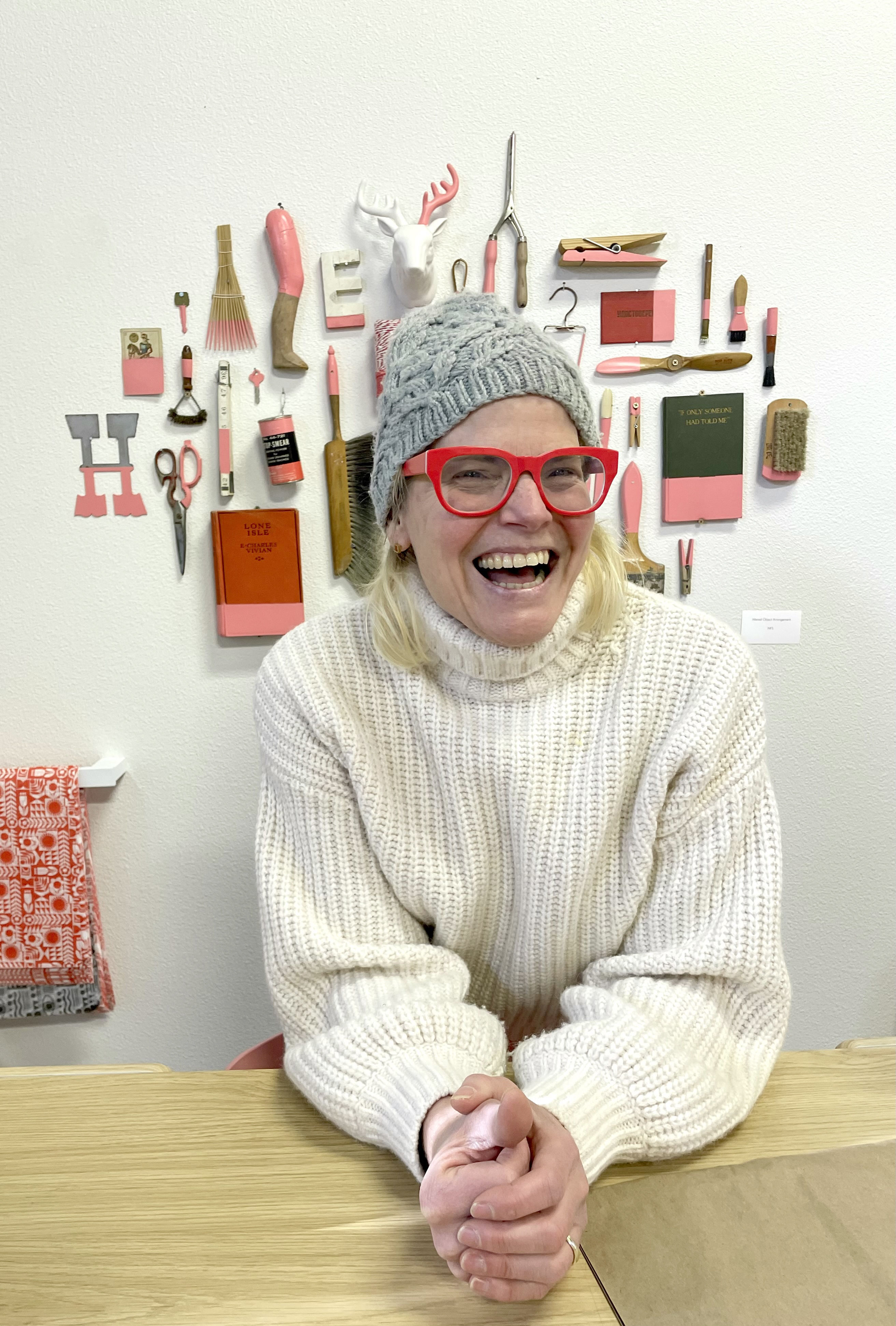 Lisa Congdon smiling in her studio