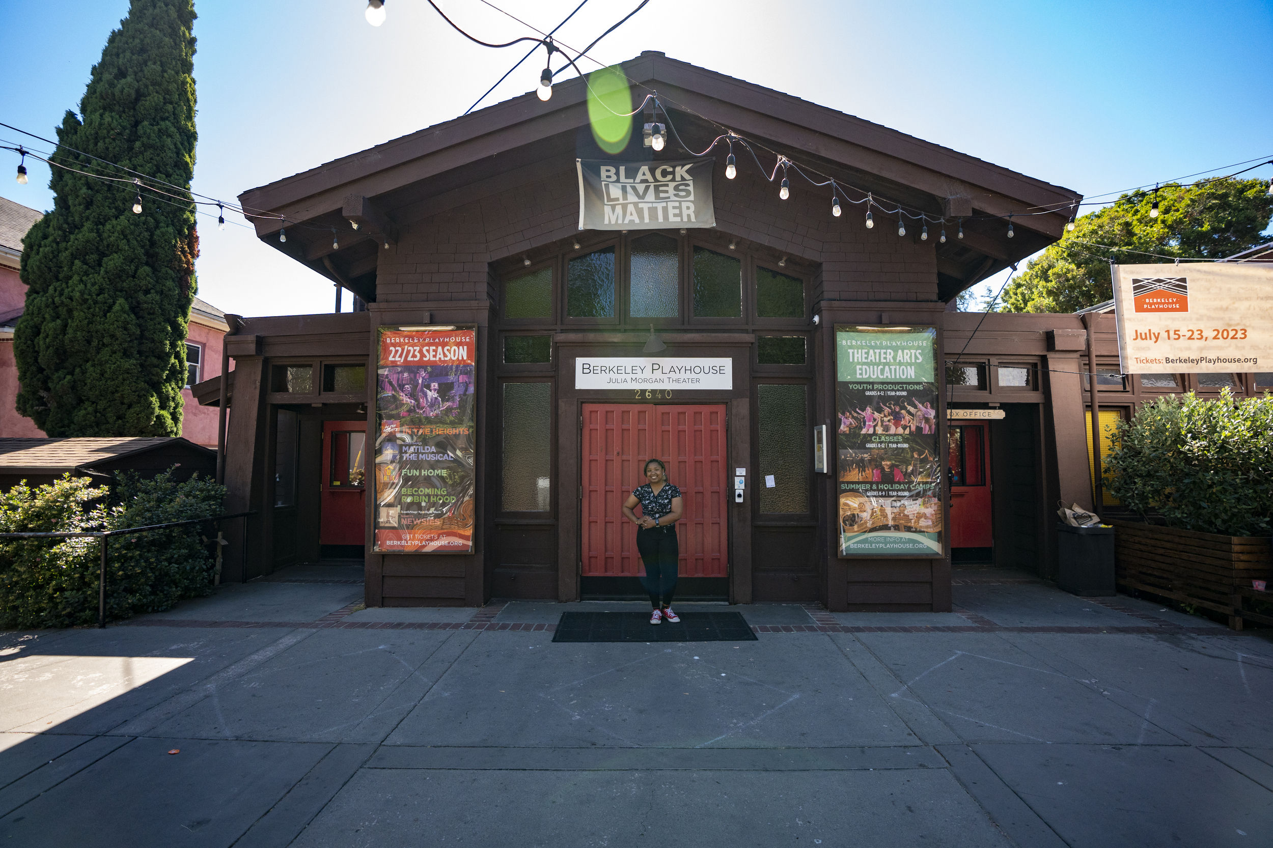 Ka'nayah Landers-Daniels '25 in front of the Berkeley Playhouse