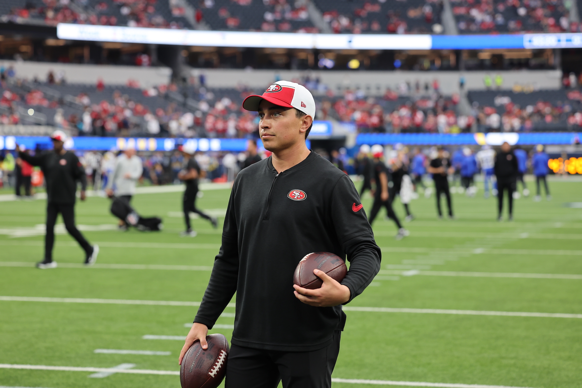 Max Molz pre-game at a 49ers vs Rams game in 2023