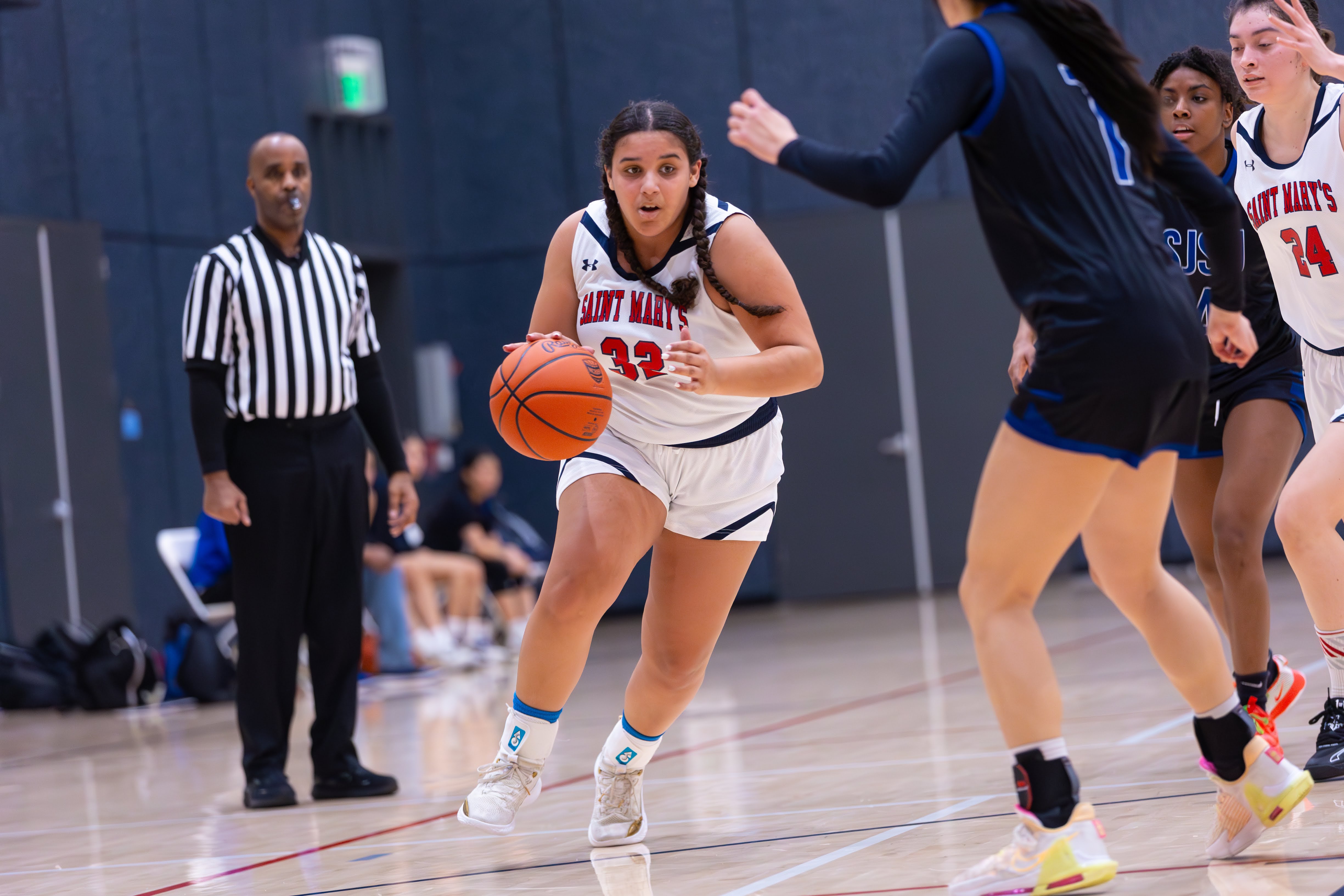 Women's Club Basketball