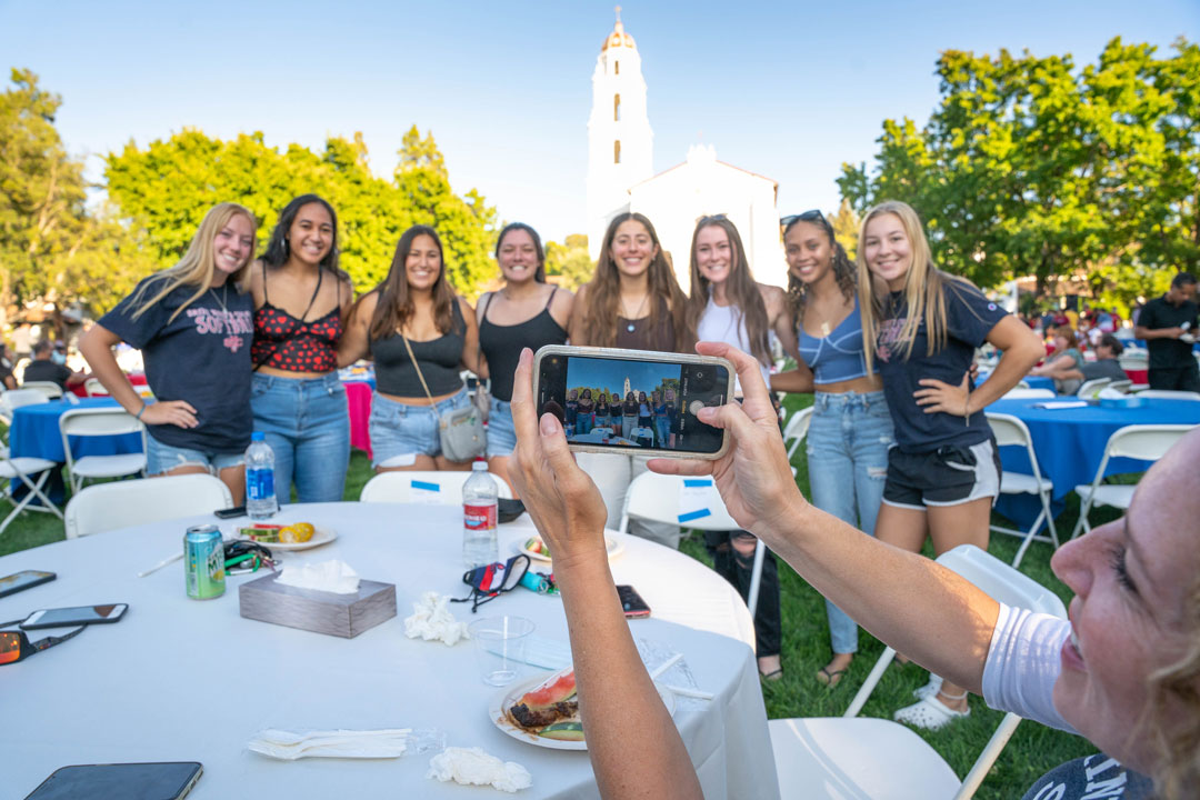 Students taking a photo together at orientation