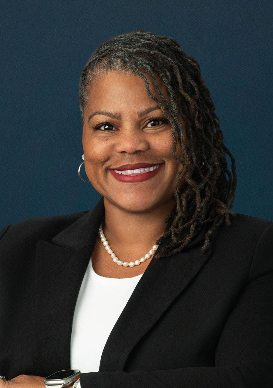 Headshot of KSOE alum Robin Huey