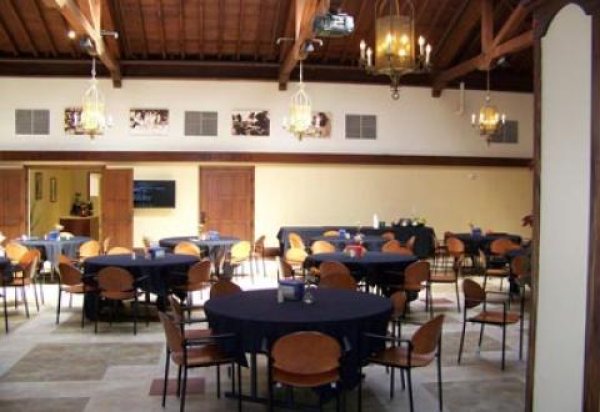 Dryden Hall Image