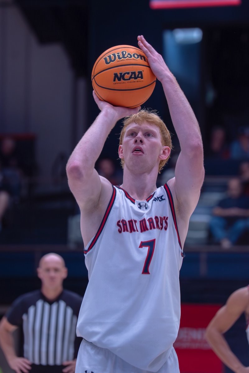 Men's basketball player Joshua Dent shoots a free throw agains Chattanooga on Nov. 8, 2025