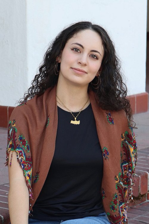 Sofia Yildirim '27 portrait