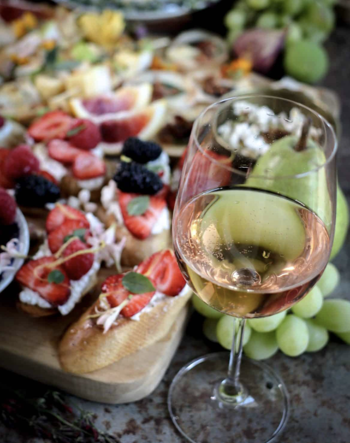 wine and hors d'ouevres for a reception