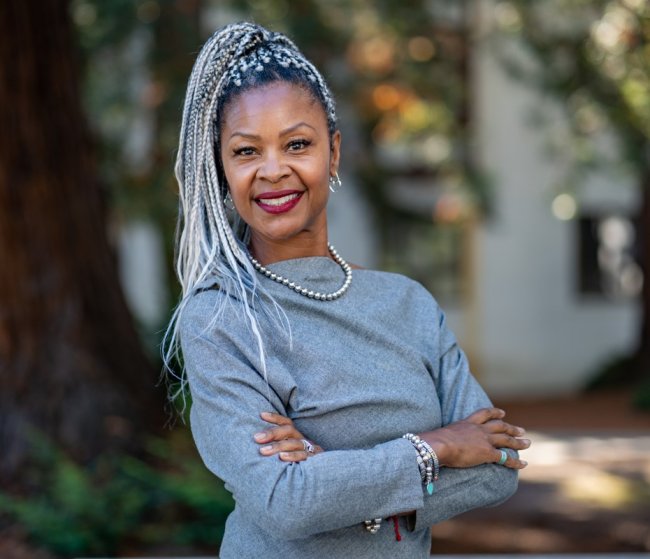 Carnetta Porter Headshot Cropped