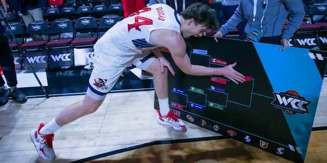 Men's basketball player Alex Ducas places SMC in WCC Finals position, 2024
