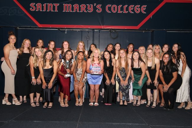 Women's Softball team with Gael Cup plaque at 2025 Gael Awards Show