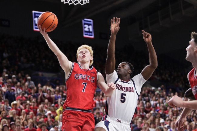 Basketball player Joshua Dent shoots against Gonzaga in January 2026