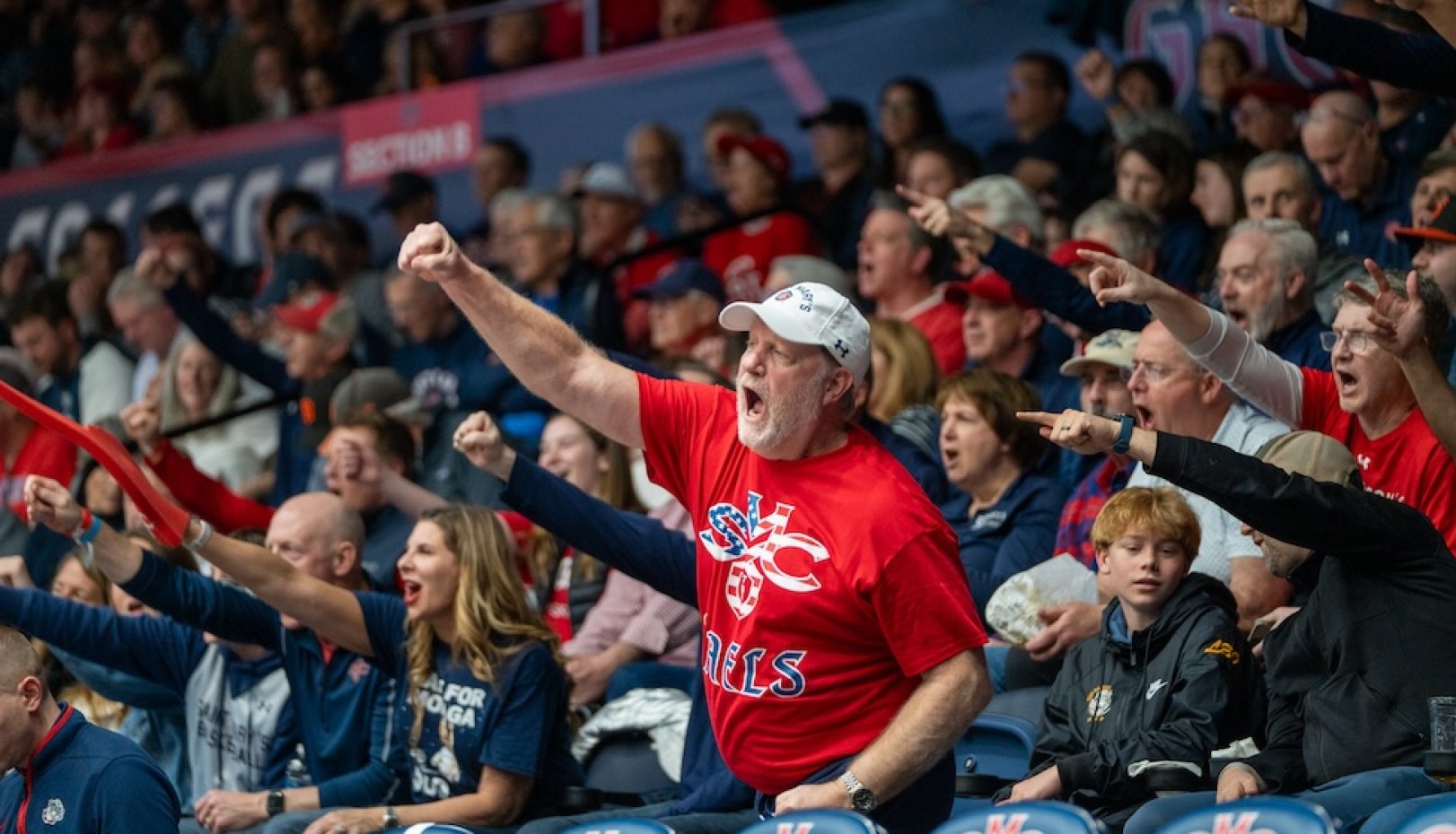 Fans cheer at SMC vs Gonzaga game