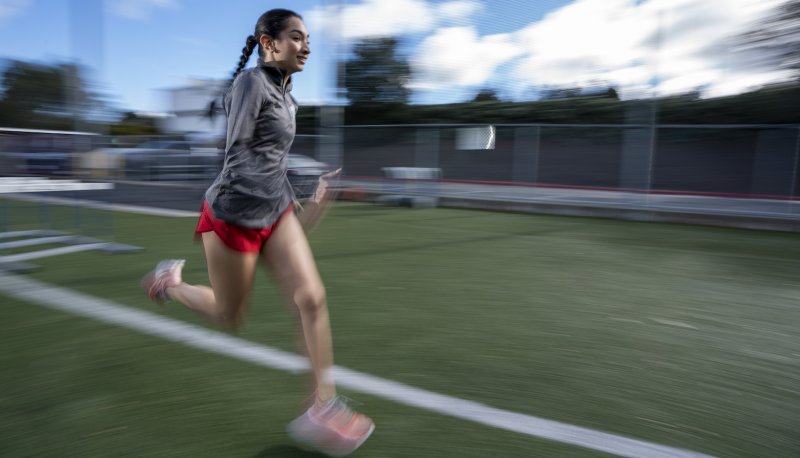 Mariam Samara running on the field