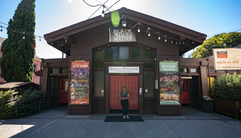 Ka'nayah Landers-Daniels '25 in front of the Berkeley Playhouse