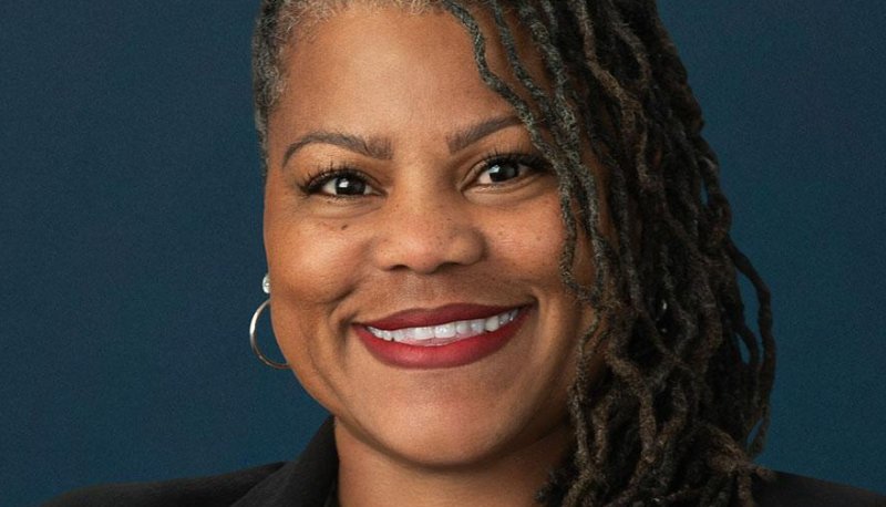 Headshot of KSOE alum Robin Huey