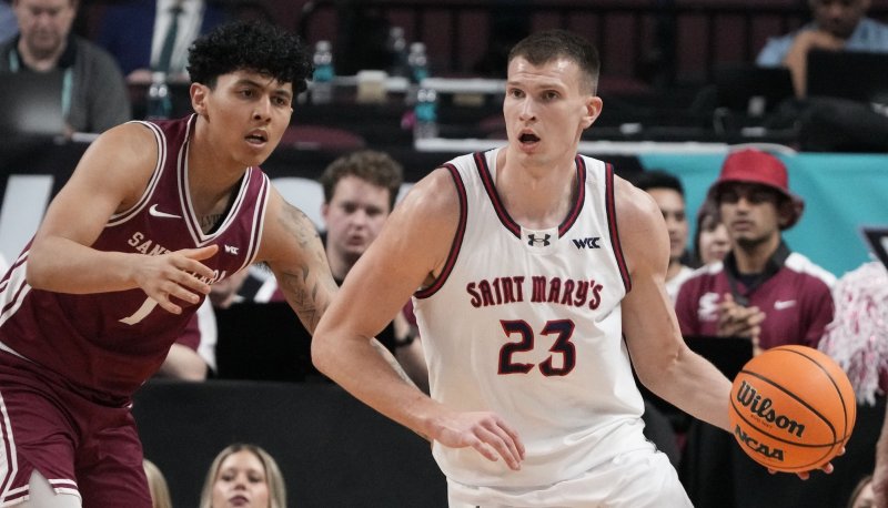 Basketball player Paulius Murauskas drives against Santa Clara in WCC Semifinals in March 2026