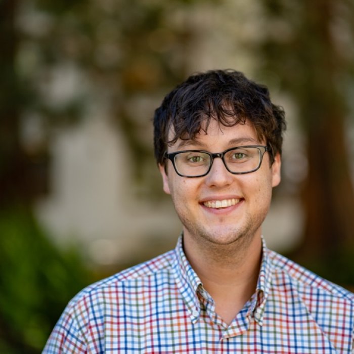 Addison Pond Headshot