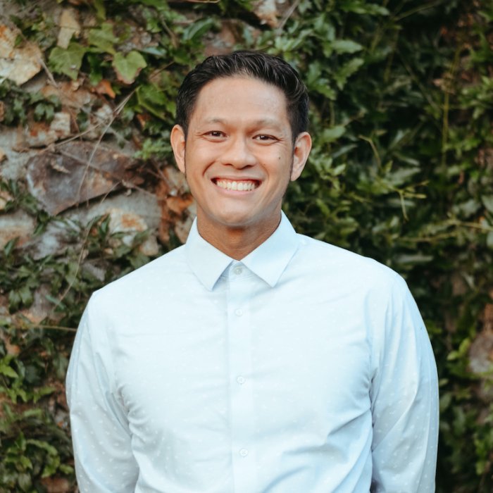 Michael Joseph Viola headshot