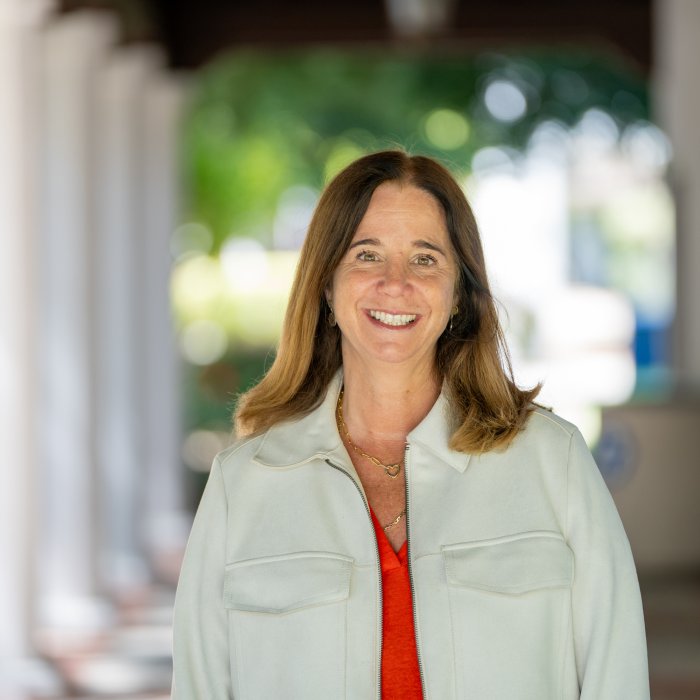 picture of Molly Metherd