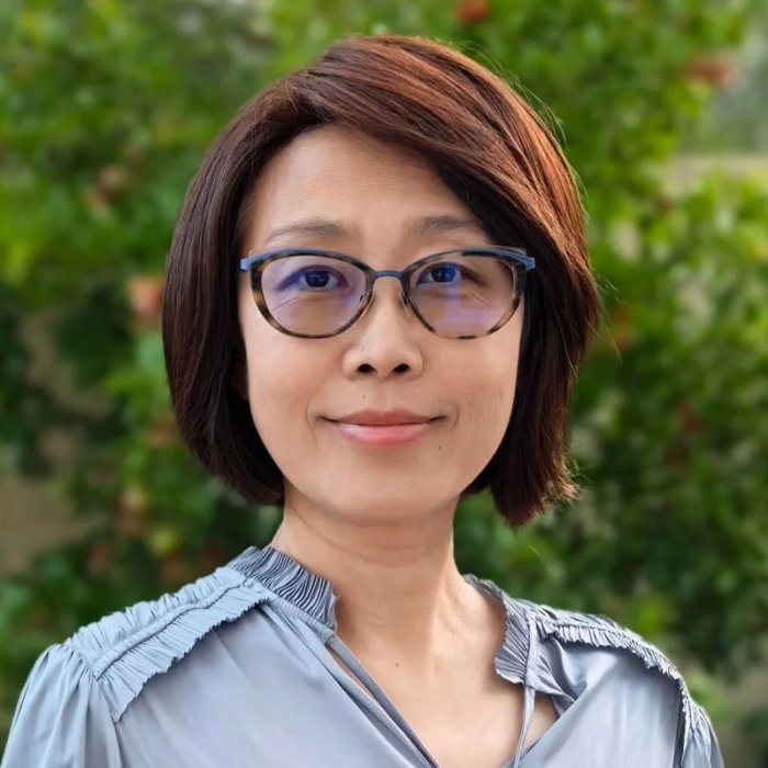 headshot photo of saint mary's professor yuan li