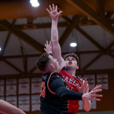 Men's basketball player Alex Ducas shoots against Pacific in February 2024
