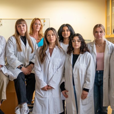 Sonya Schuh and students in the lab in December 2022