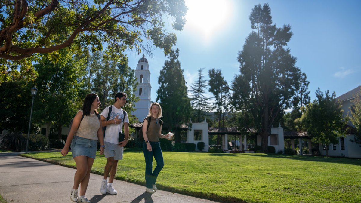 Students walking around Saint Mary's College Campus