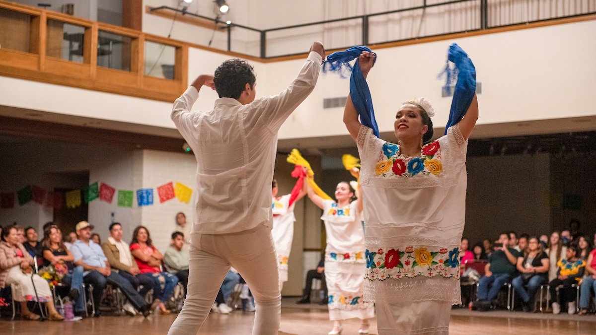 Students dancing ballet folkorico